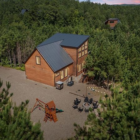 Pines And Recreation Villa Broken Bow Exterior photo