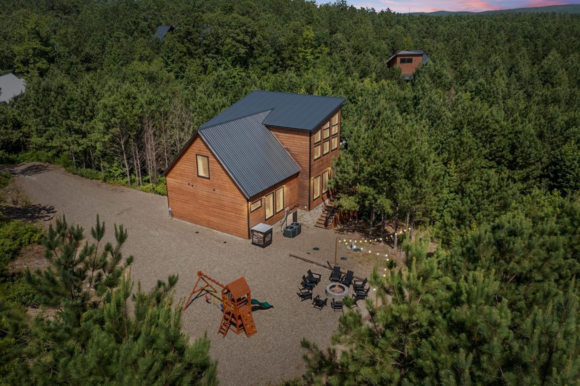 Pines And Recreation Villa Broken Bow Exterior photo
