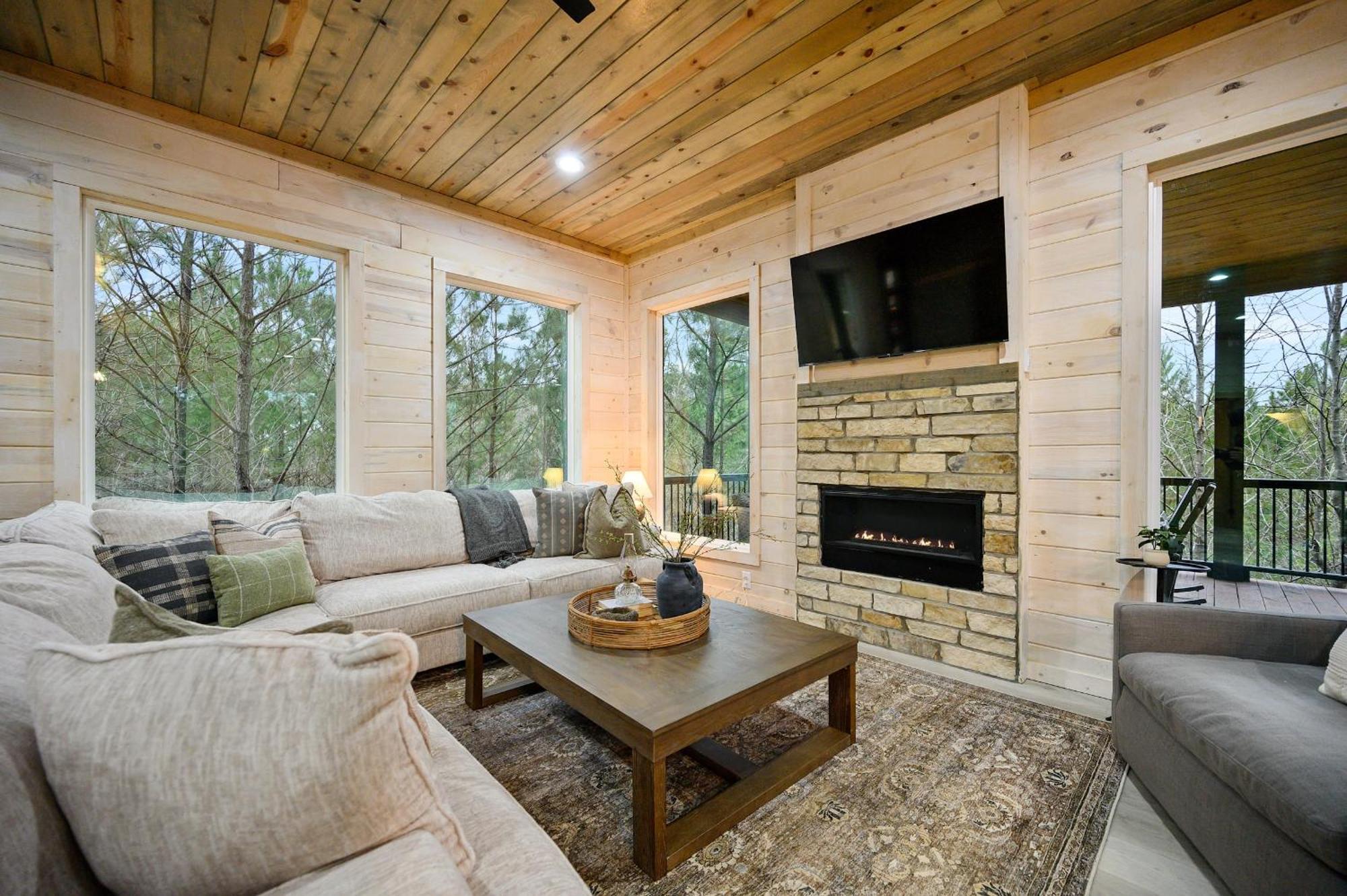 Pines And Recreation Villa Broken Bow Exterior photo